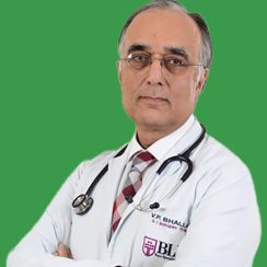 Dr-VP-Bhalla-MBBS-MS-Fellowship-BLK-Super-Sp Dr-VP-Bhalla-MBBS-MS-Fellowship-BLK-Super-Sp